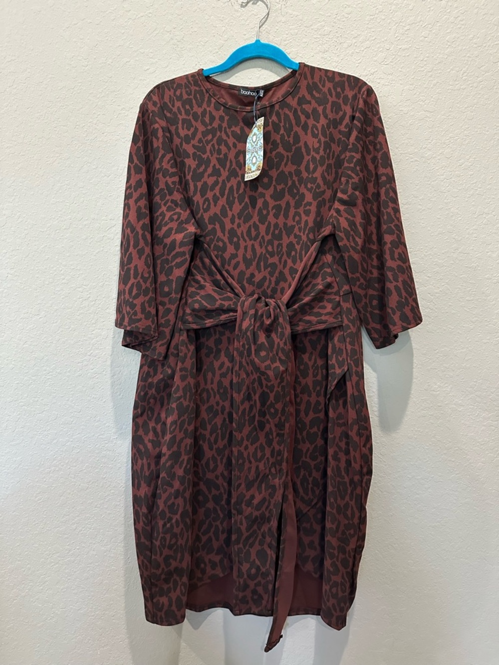 Boohoo Dress Leopard Kimono Tie Waist Wrap Dress Sz US 22 NWT